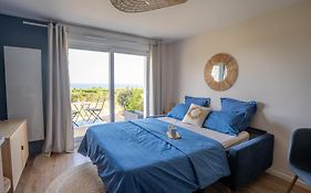 Bienvenue au studio L'escale Bleue avec vue mer et sur le Cap Frehel